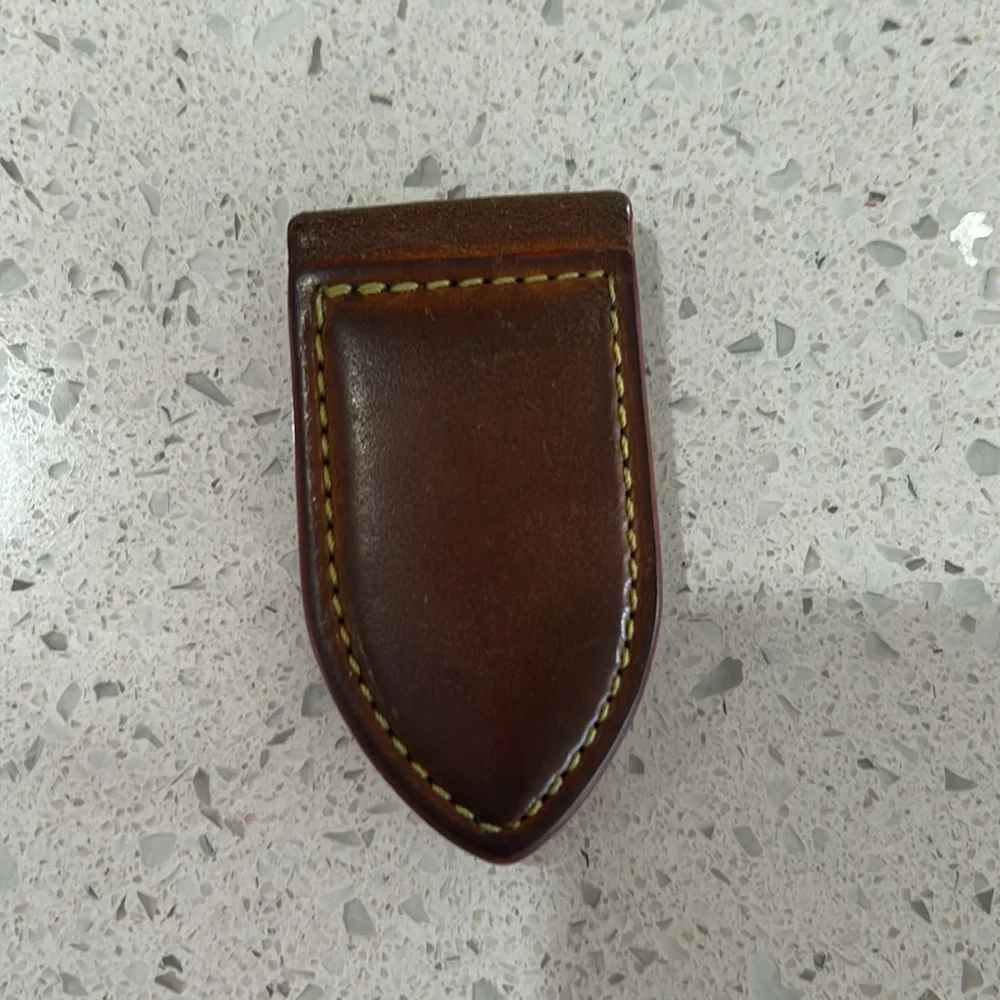 Louis Vuitton Vachettea Leather Money Clip💛